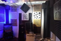 Выставочный стенд компании Экосаунд посвященный элементам акустической коррекции, изделиям из акустического поролона и акустического дизайна