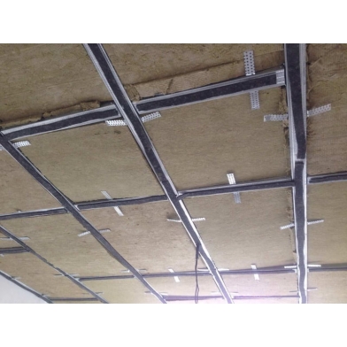 Купить акустическая минеральная вата acousticwool  glass floor толщина 20мм-плотность 120 кг/м3  1мх0,6м (6,0 м2 /упак.) цвет светло-желтый по низкой цене