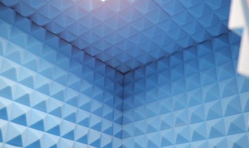 Пример применения Акустический экран для микрофона Ecosound XL 100х85 см цвет черный