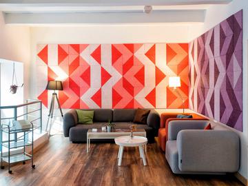 Пример использования акустических плит HERADESIGN для акустической коррекции, шумоизоляции и звукоизоляции комнаты отдыха